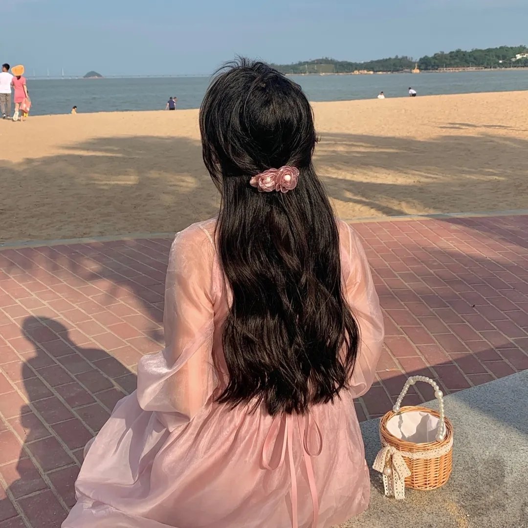 如蝶翩翩
